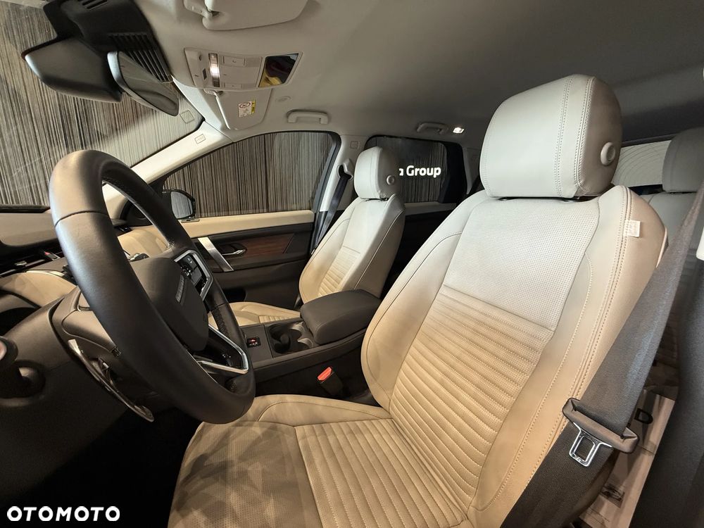 Land Rover Discovery Sport 2.0 D200 mHEV S - 17