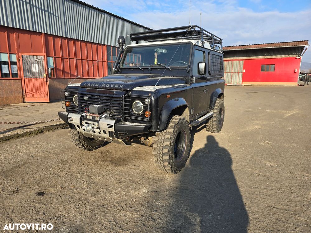 Land Rover Defender 90 2.4I S/W SE - 6