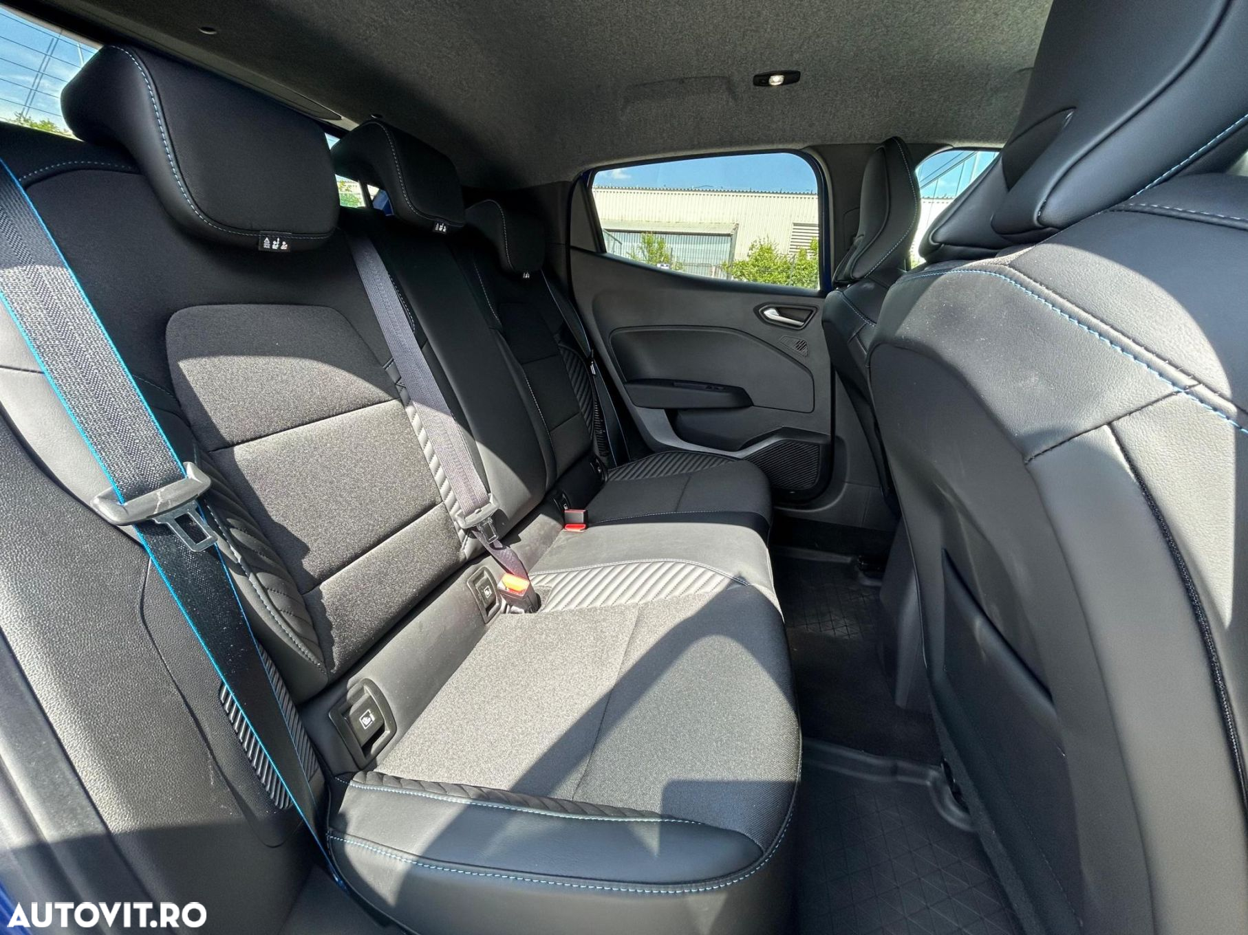 Renault Clio V E-Tech full hybrid 145 Techno - 18