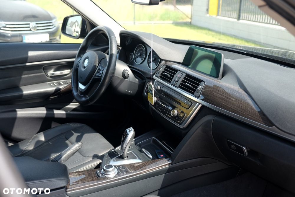 BMW Seria 3 318d Luxury Line - 11