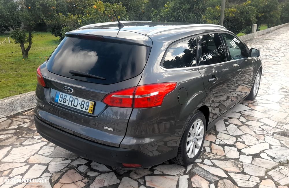 Ford Focus SW 1.0 SCTi Titanium - 10