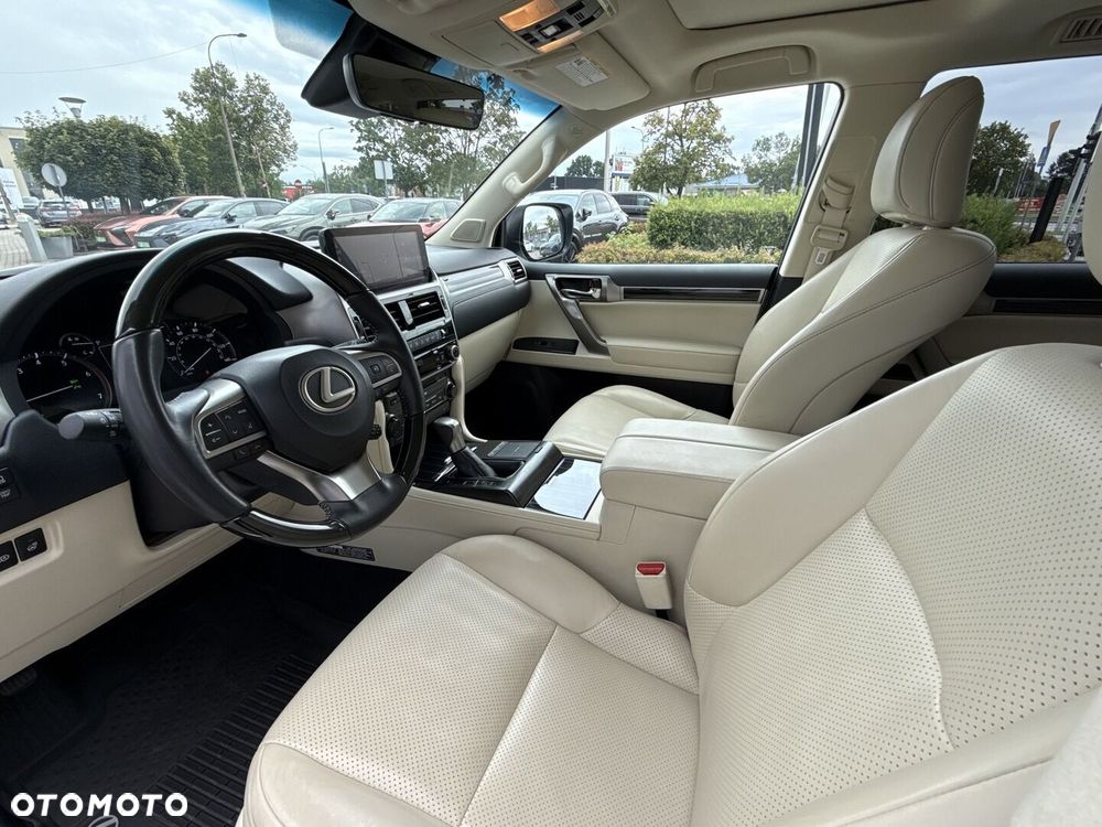 Lexus GX - 14
