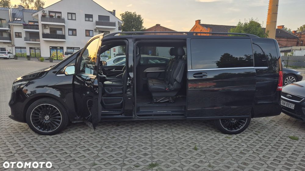Mercedes-Benz Klasa V ver-300-d-extralang-4matic-9g--tronic-avantgarde - 12
