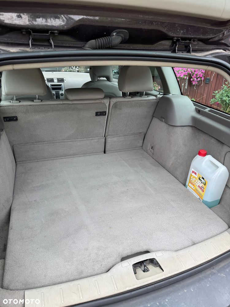 Volvo V50 2.0D - 11