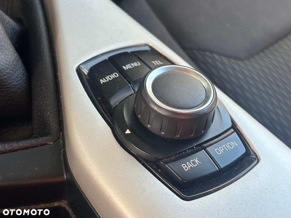 BMW Seria 1 116d DPF Edition Lifestyle - 28