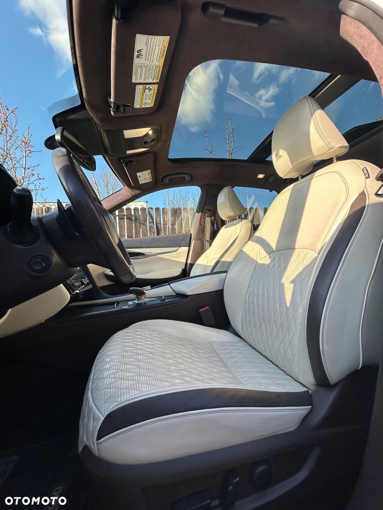 Infiniti Q50 - 14