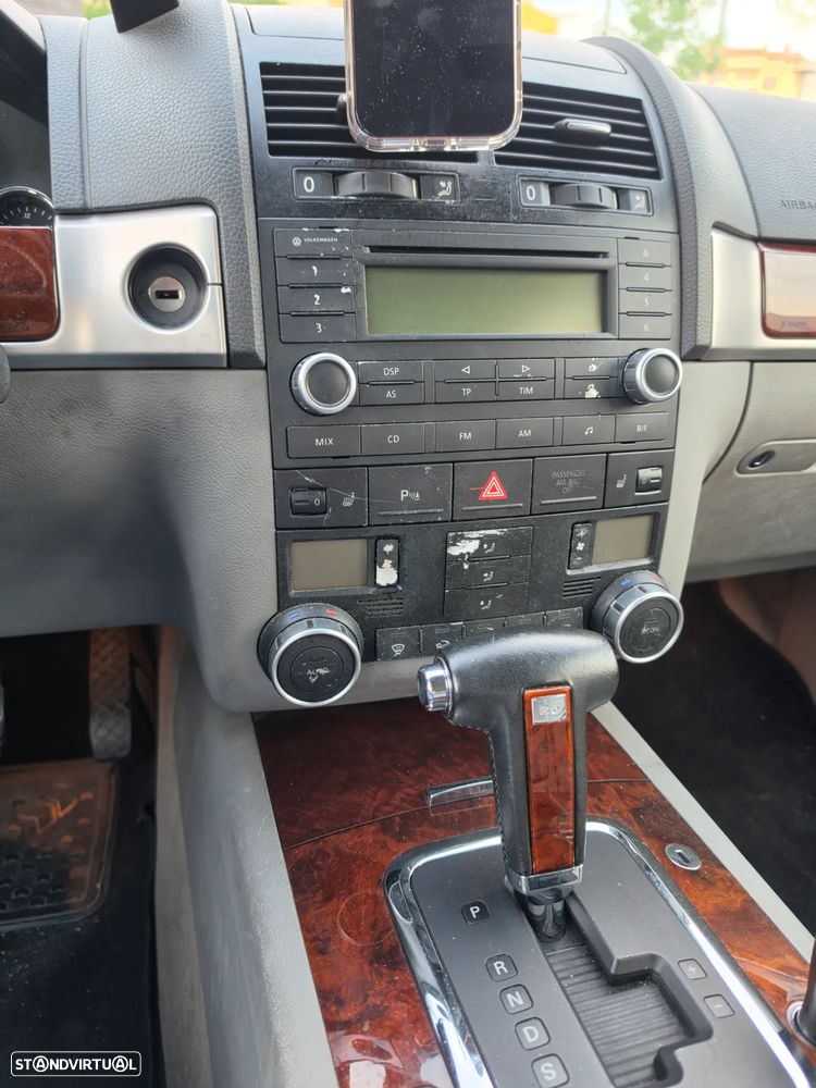 VW Touareg 2.5 TDi Tiptronic - 2
