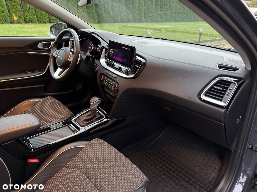 Kia Ceed 1.5 T-GDI Tribute DCT - 10