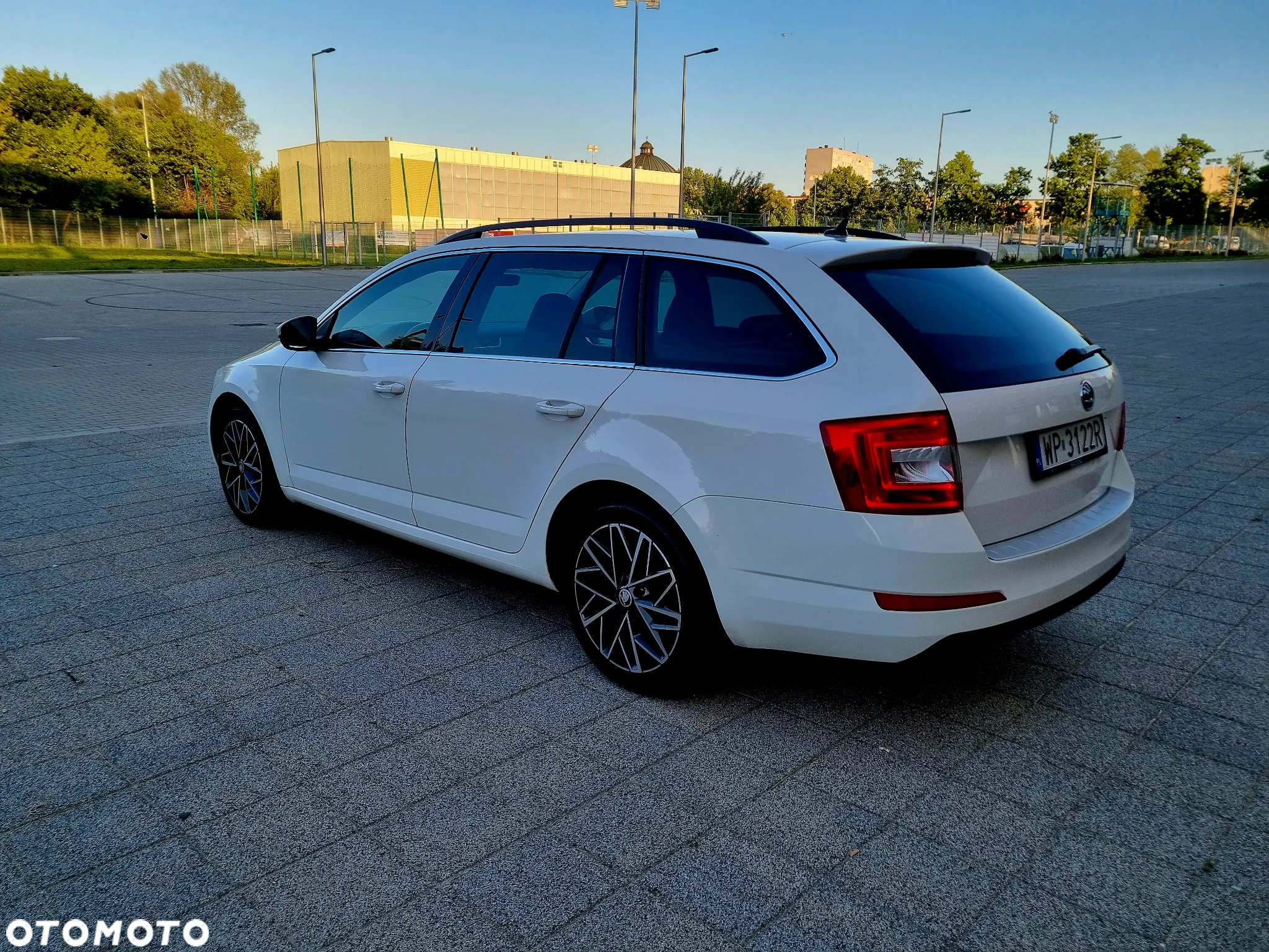 Skoda Octavia Combi 2.0 TDI Style - 6