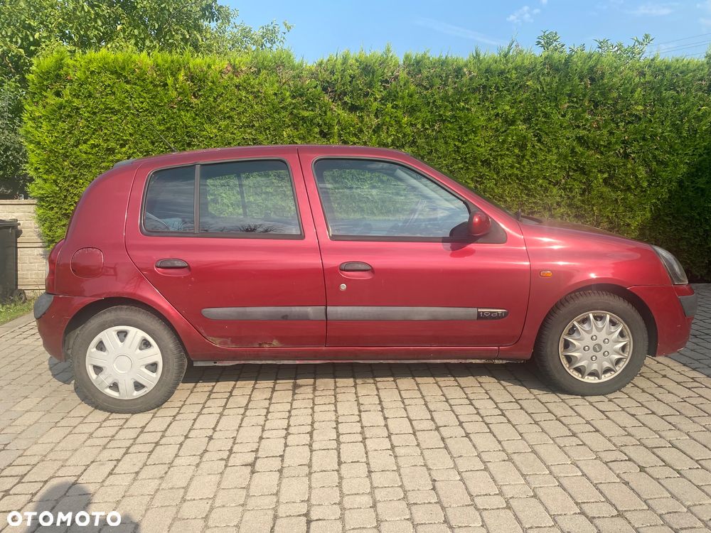 Renault Clio 1.9 DTi RXE - 1