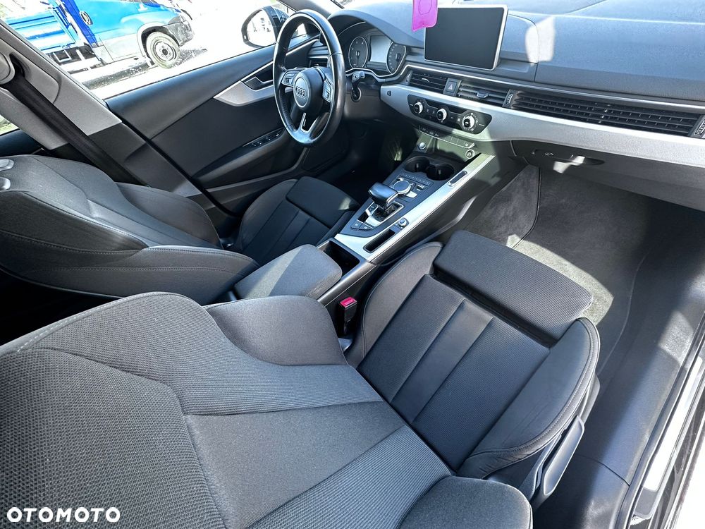 Audi A4 Avant 2.0 TDI S tronic - 5