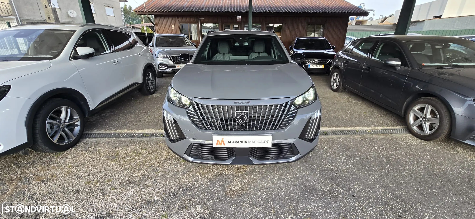 Peugeot 2008 PureTech 100 Allure - 4