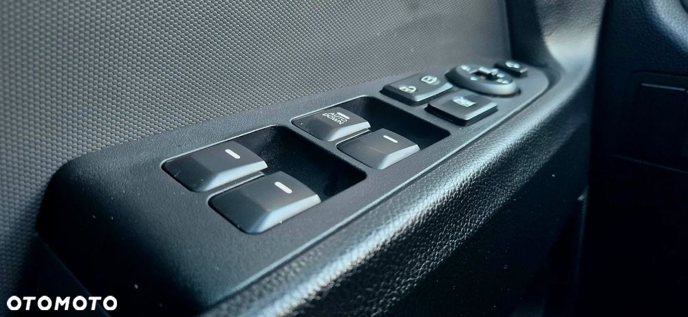 Kia Sportage 2,0 CRDI AWD Spirit - 37