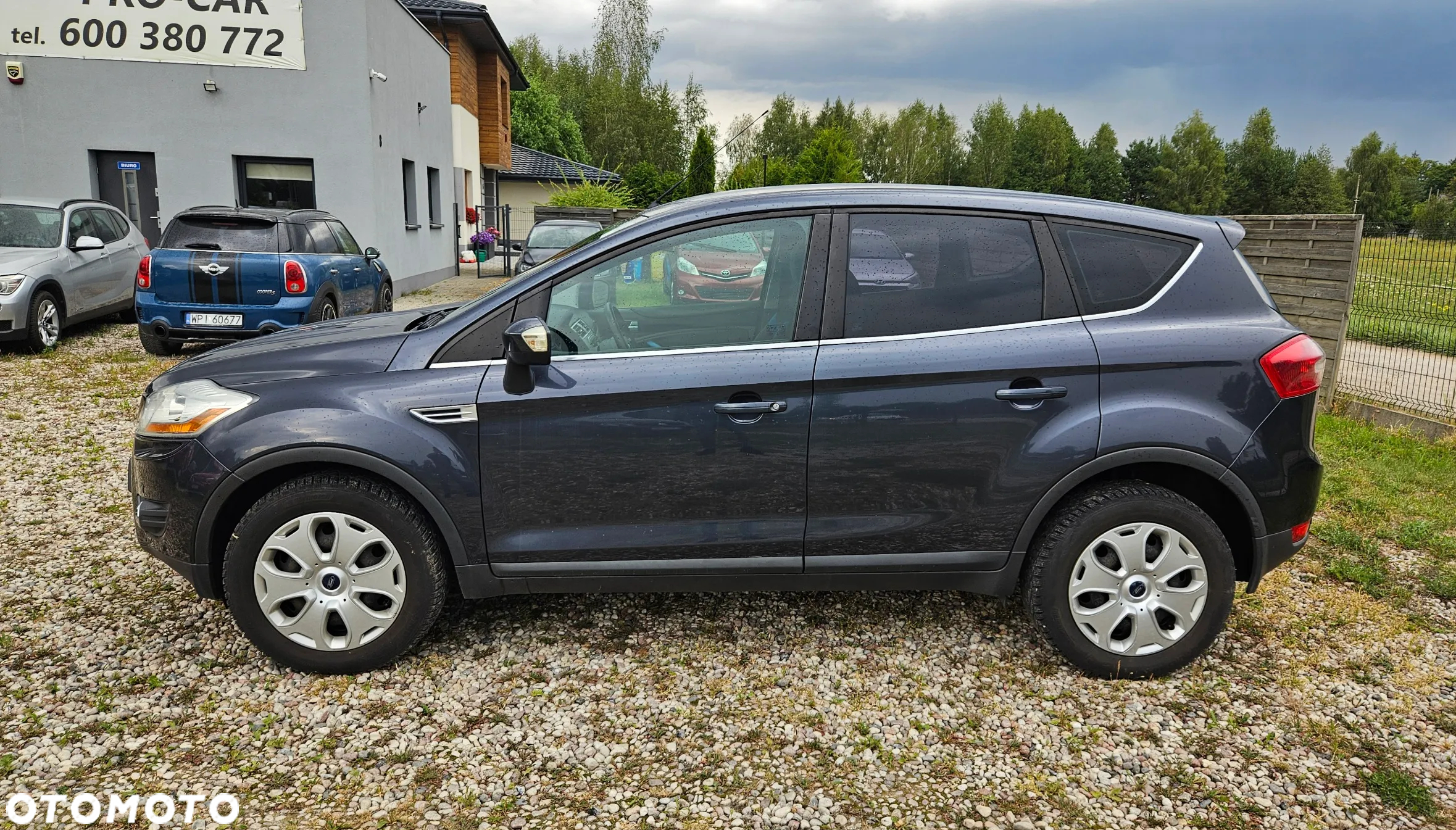 Ford Kuga 2.5 4x4 Titanium - 3