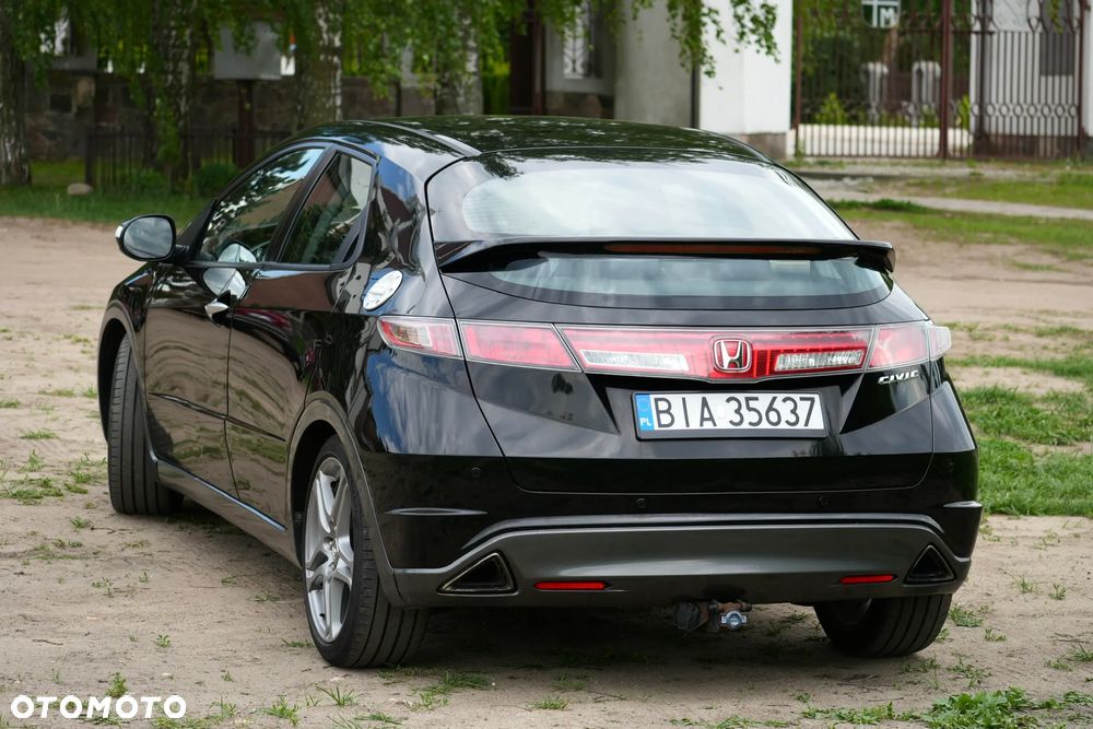 Honda Civic 1.8i-VTEC 50 Jahre Edition - 4