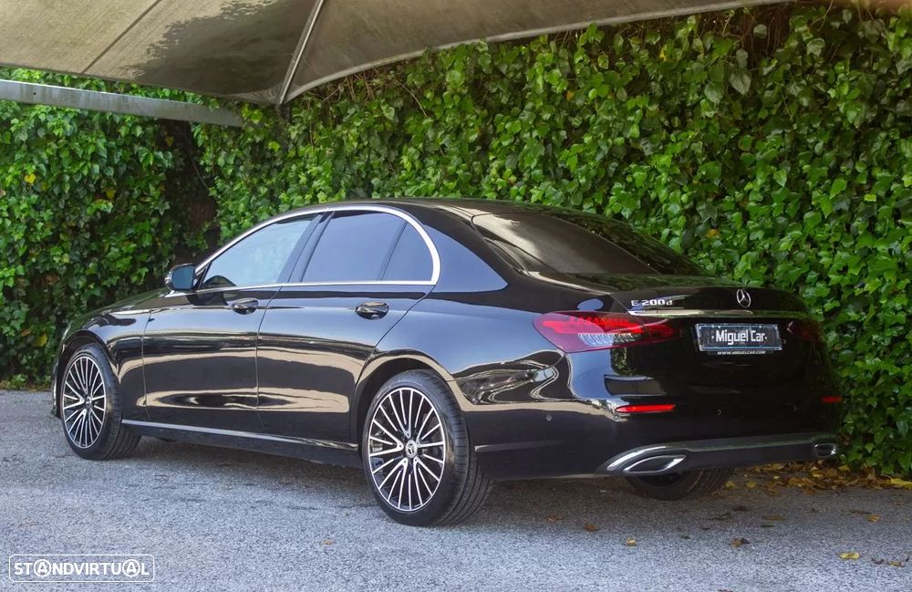 Mercedes-Benz E 200 d AMG Line - 10