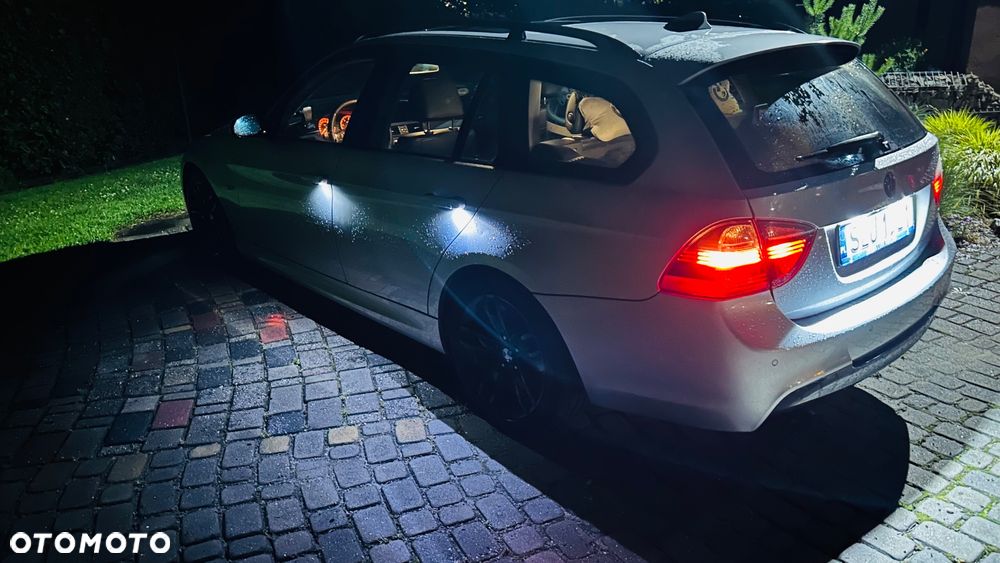 BMW Seria 3 325d - 4