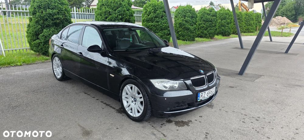 BMW Seria 3 318i - 5