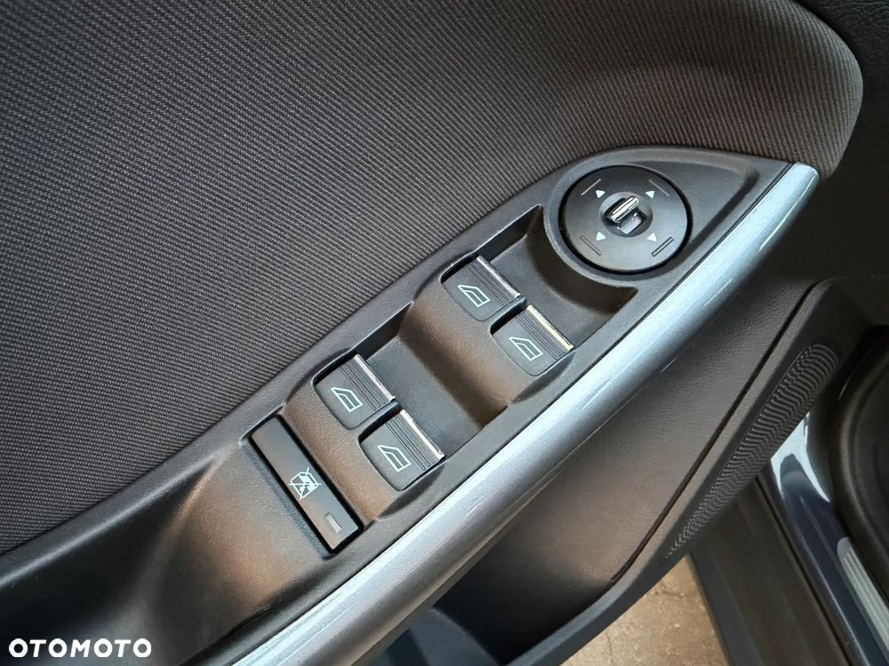 Ford Focus 1.0 EcoBoost STart-Stopp-System TITANIUM - 29