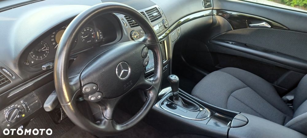 Mercedes-Benz Klasa E - 37