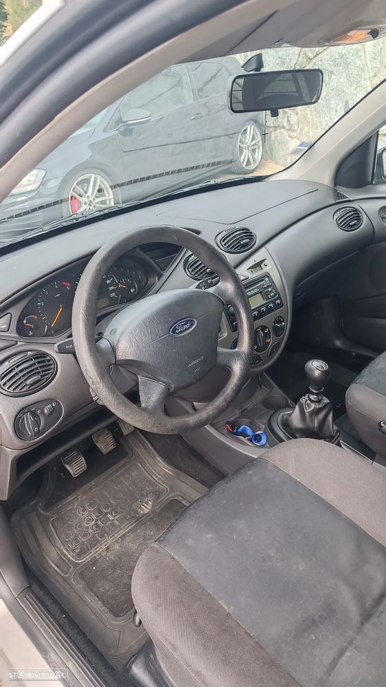 Ford Focus - 6