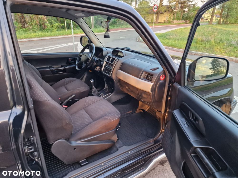 Mitsubishi Pajero Pinin 1.8 - 6