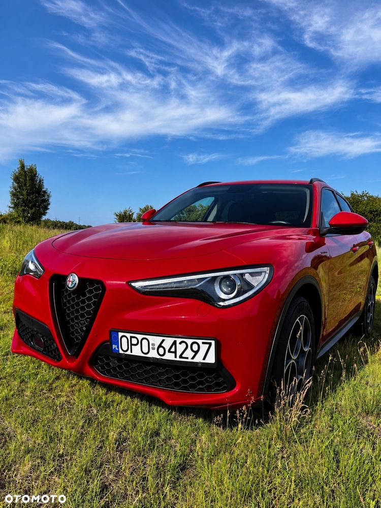 Alfa Romeo Stelvio - 2
