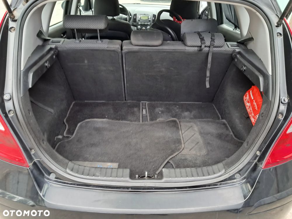 Hyundai i30 1.4 Edition Plus - 8