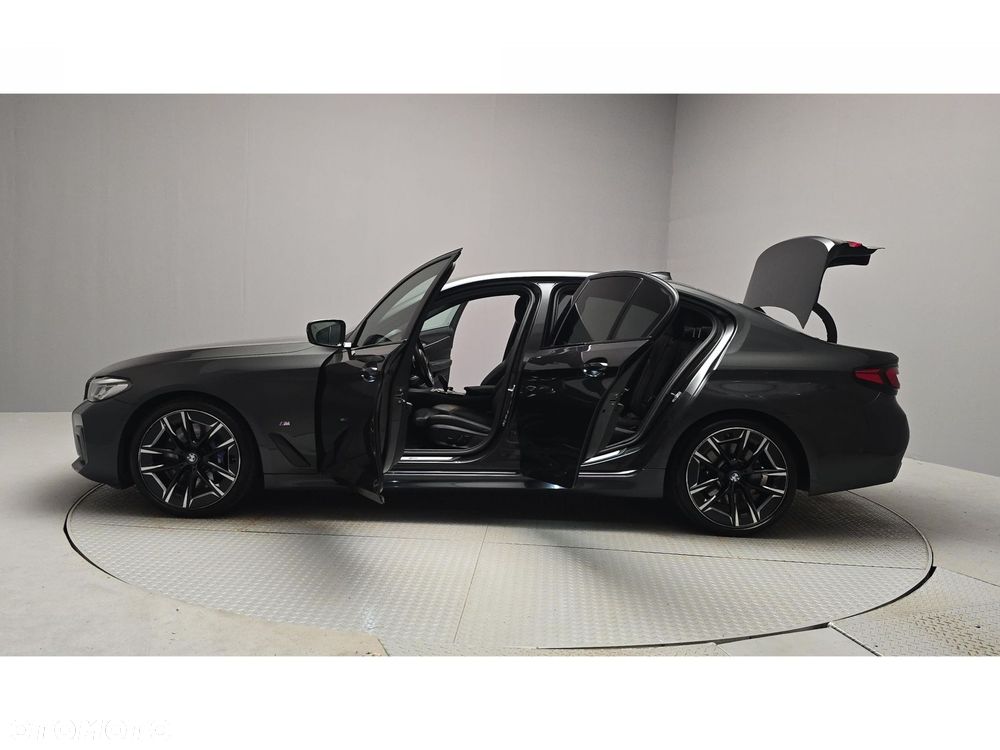 BMW Seria 5 530d xDrive mHEV M Sport sport - 10