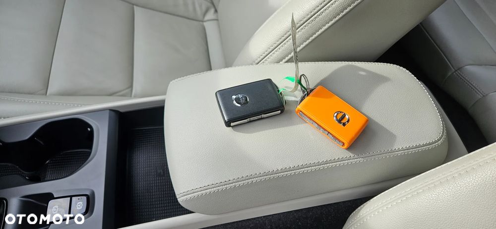 Volvo XC 40 T4 Recharge DKG Plus Bright - 34