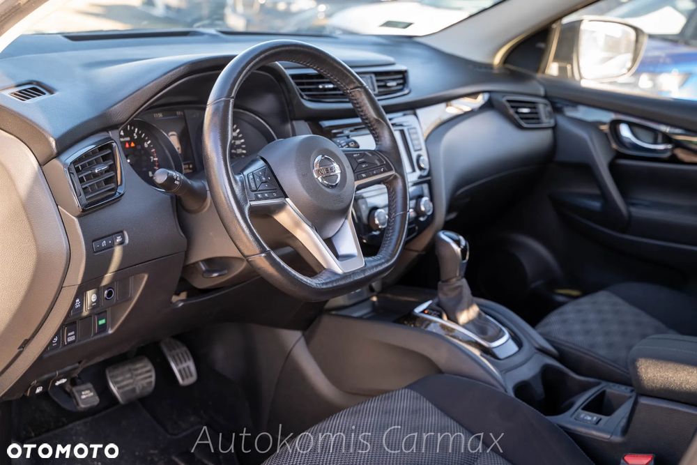 Nissan Qashqai - 12