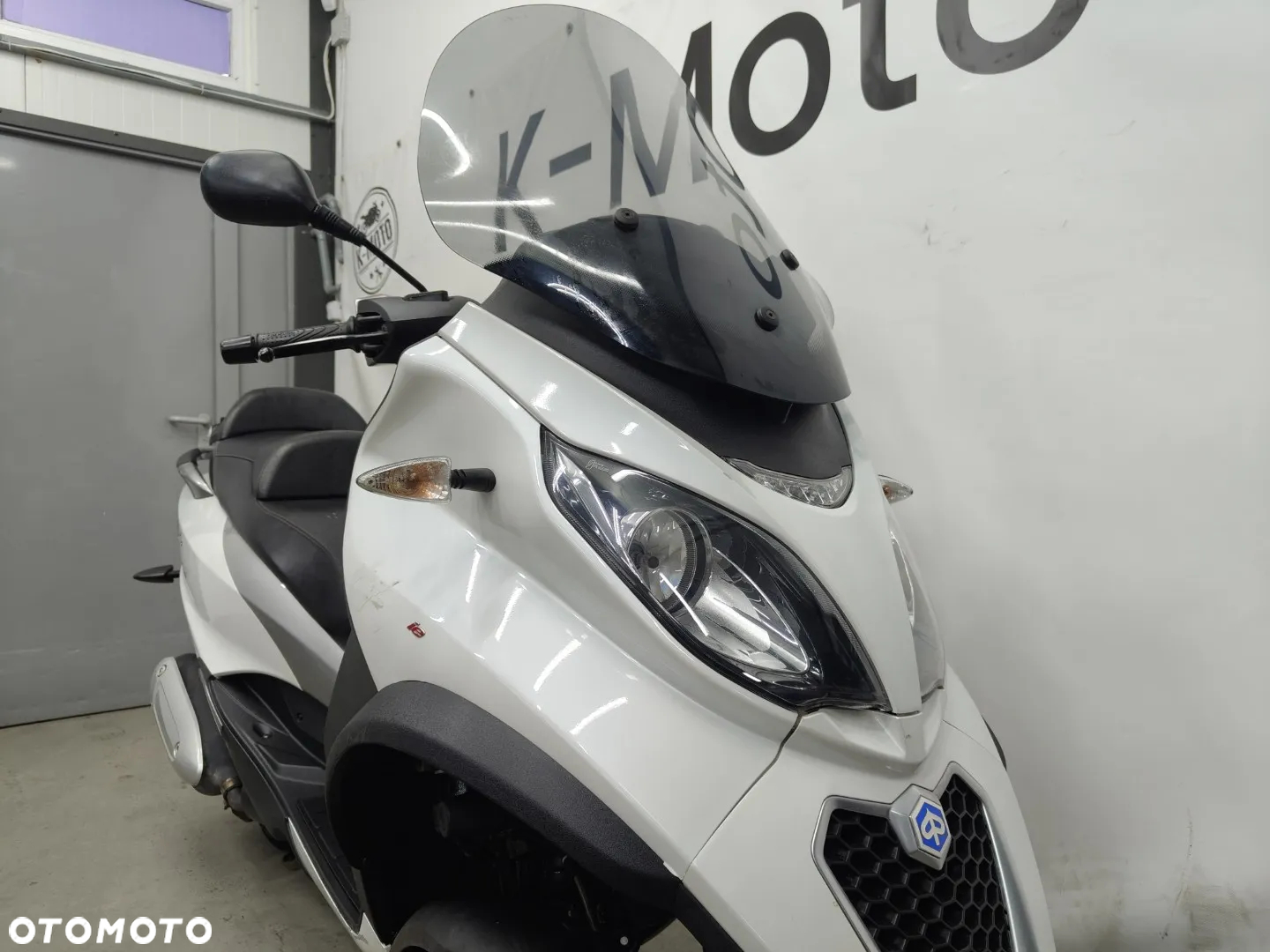 Piaggio MP-3 - 4