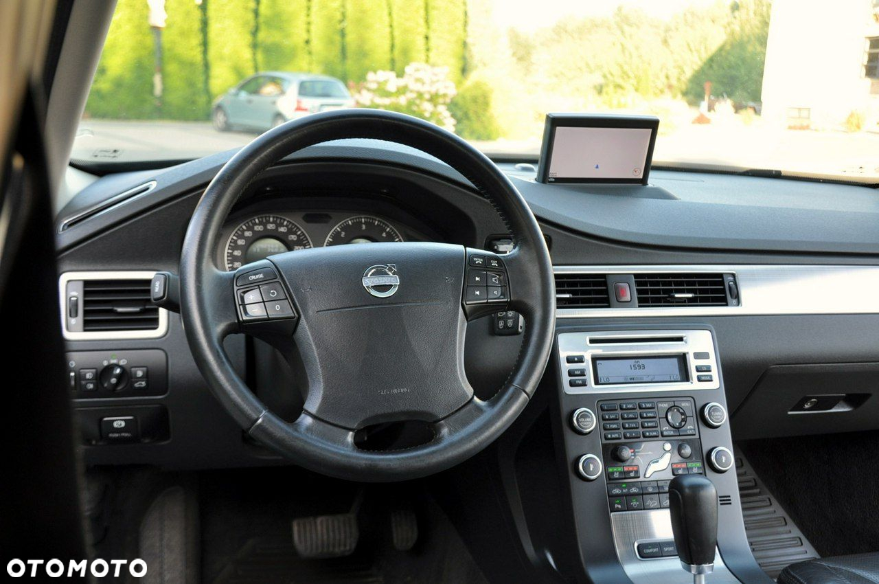 Volvo XC 70 - 31