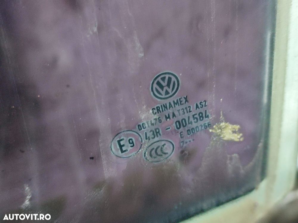 Geam stanga spate Volkswagen VW Golf 5 [2003 - 2009] 1.9 BLS - 2