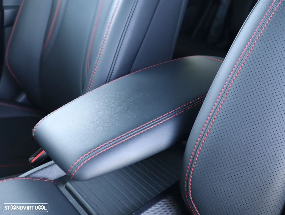 Ford Mustang Mach-E AWD PREMIUM - 29