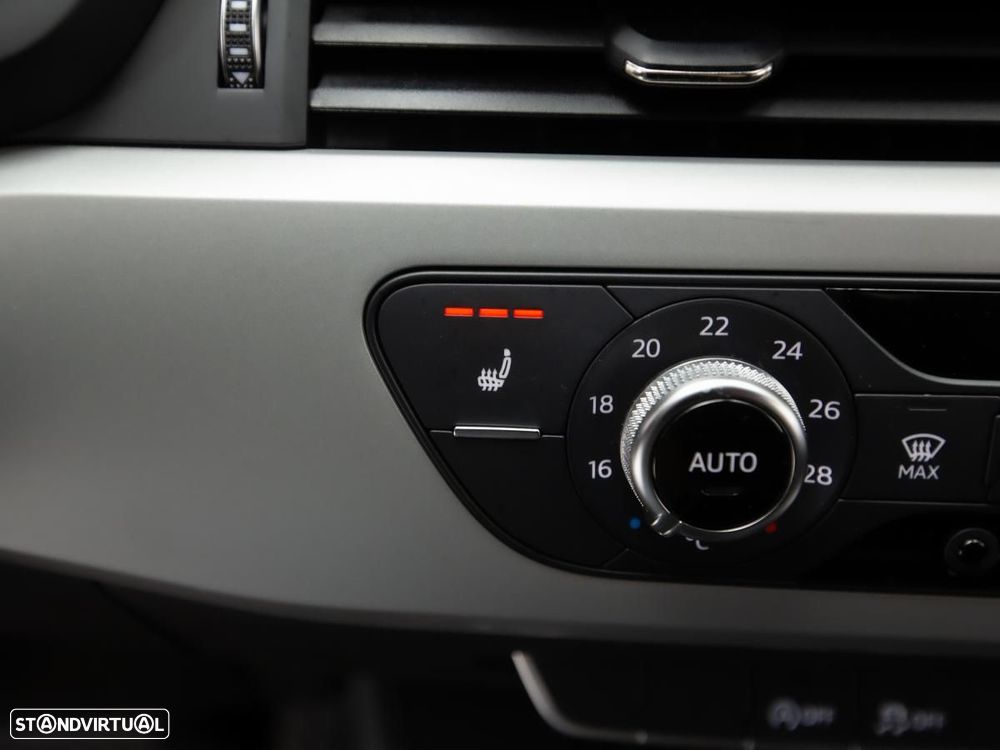 Audi A4 Avant 35 TDI S line S tronic - 18