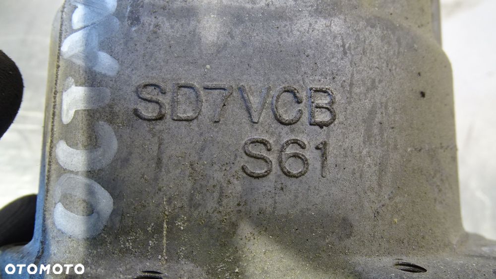 SPRĘŻARKA KLIMATYZACJI SKODA OCTAVIA I 1.9 - 4