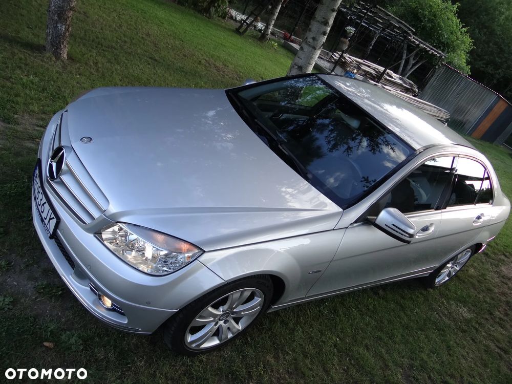 Mercedes-Benz Klasa C 180 BlueEFFICIENCY 7G-TRONIC Avantgarde - 4
