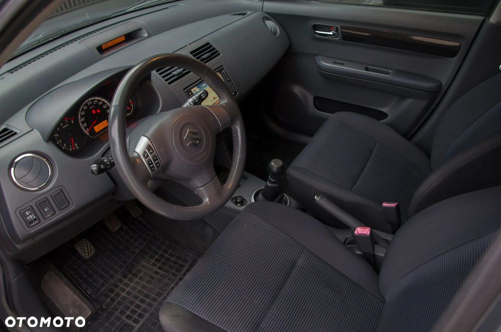 Suzuki Swift 1.3 Comfort+ - 10