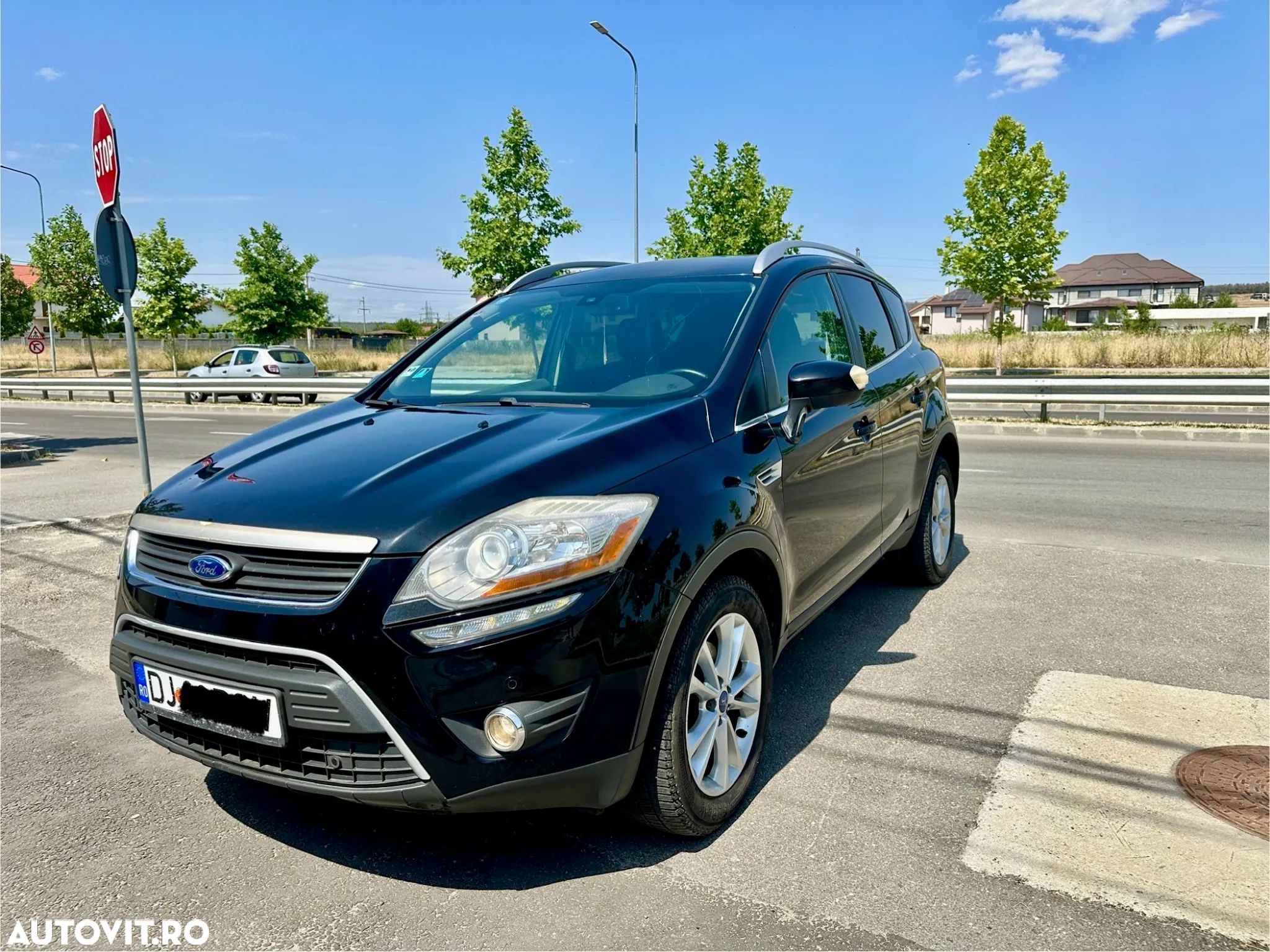 Ford Kuga 2.0 TDCi 4WD Powershift Titanium - 1