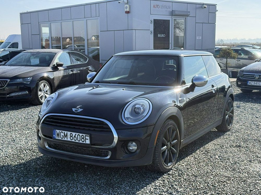 MINI Cooper Standard - 1