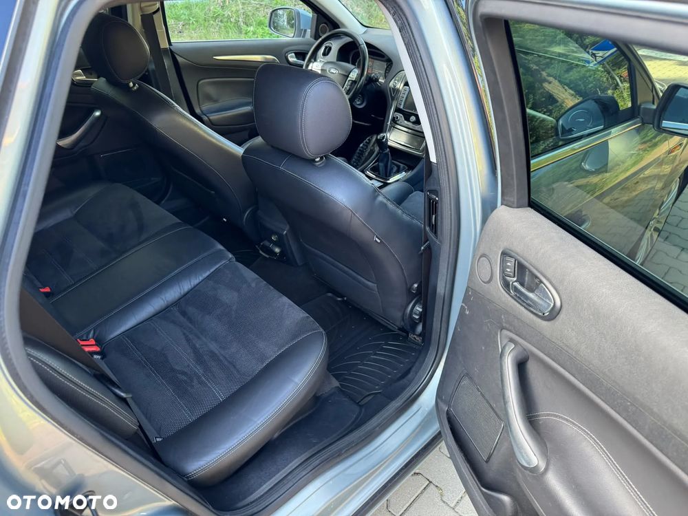 Ford Mondeo 2.0 Viva Titanium - 21