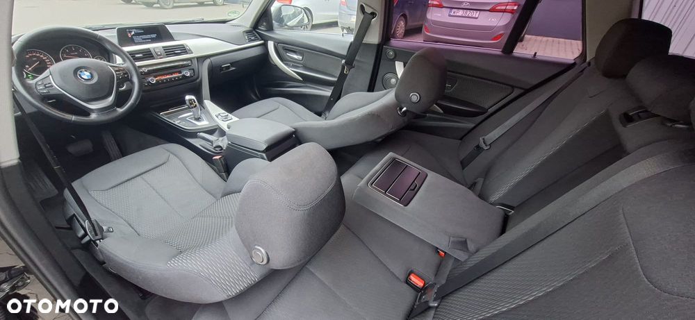BMW Seria 3 318d - 20