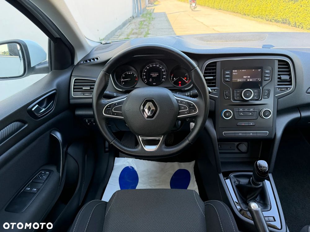 Renault Megane ENERGY TCe 100 LIFE - 11