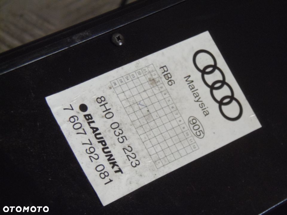 WZMACNIACZ FABRYCZNY 8H0035223 AUDI A4 B6 - 2