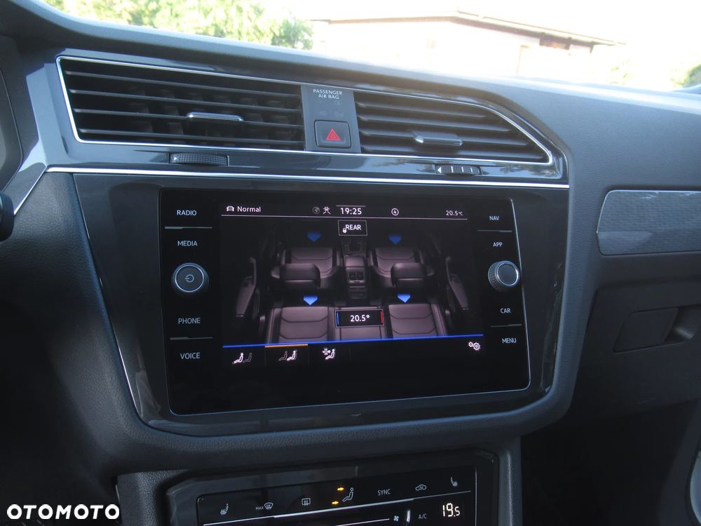 Volkswagen Tiguan 2.0 TSI 4Mot Life DSG - 28