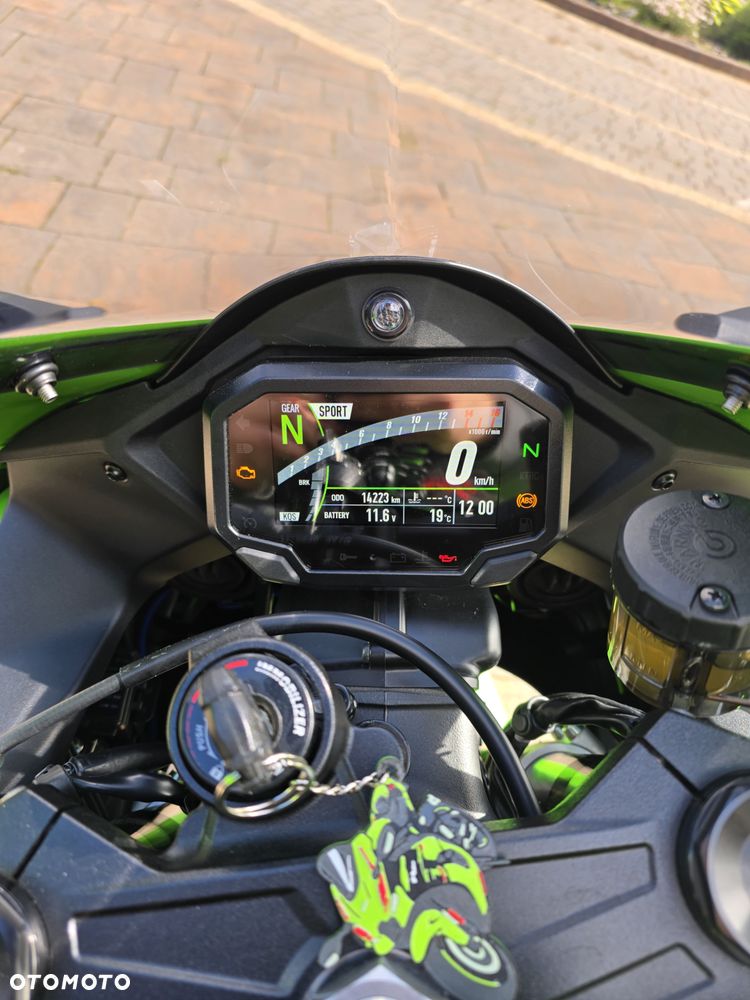 Kawasaki ZX - 5