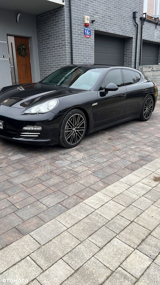 Porsche Panamera PDK - 16