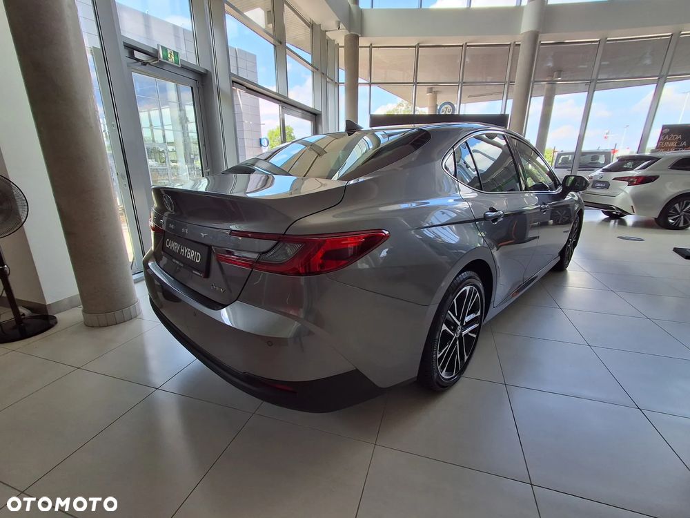 Toyota Camry 2.5 Hybrid Dynamic Force Executive e-CVT - 7