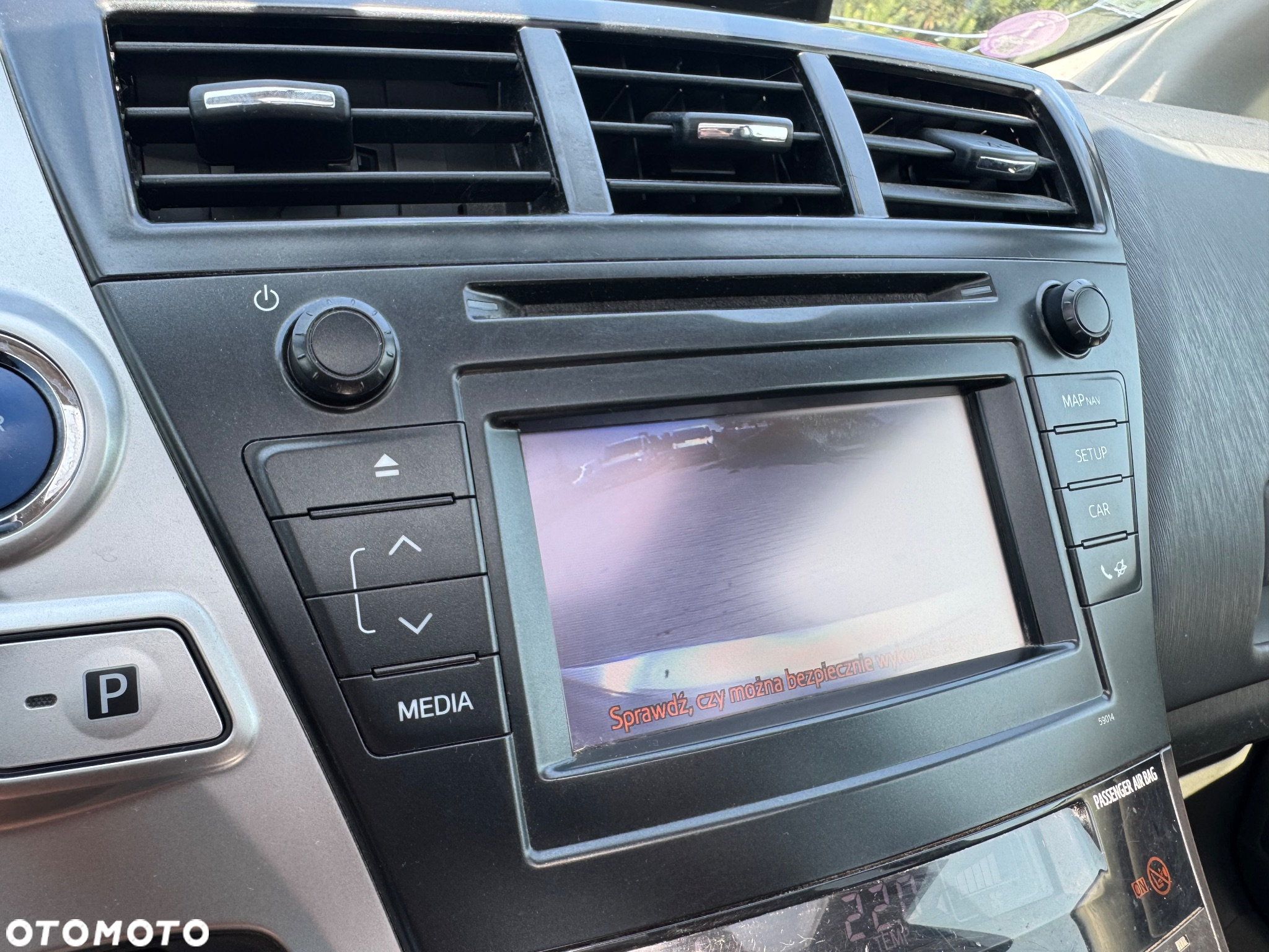 Toyota Prius+ (Hybrid) Comfort - 12